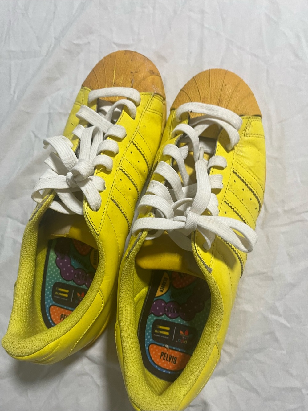 adidas Kids Yellow & Tan Shell-Toe Sneakers